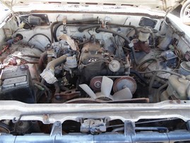 1983 TOYOTA PICK UP 2.4 MT 4X4 Z20955